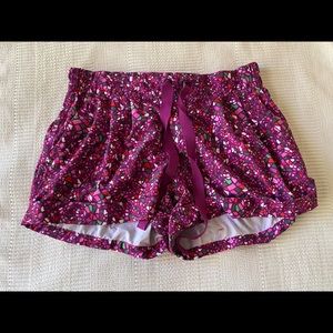 Lululemon Spring Break Away Shorts 8